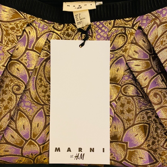 Marni and H&M Collaboration - Purple and Gold Skirt - Never worn, new with tags. - Picture 2 of 5